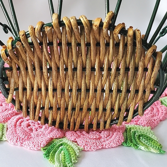 Vintage Wire and Wicker Green Round Basket - Picture 5 of 7